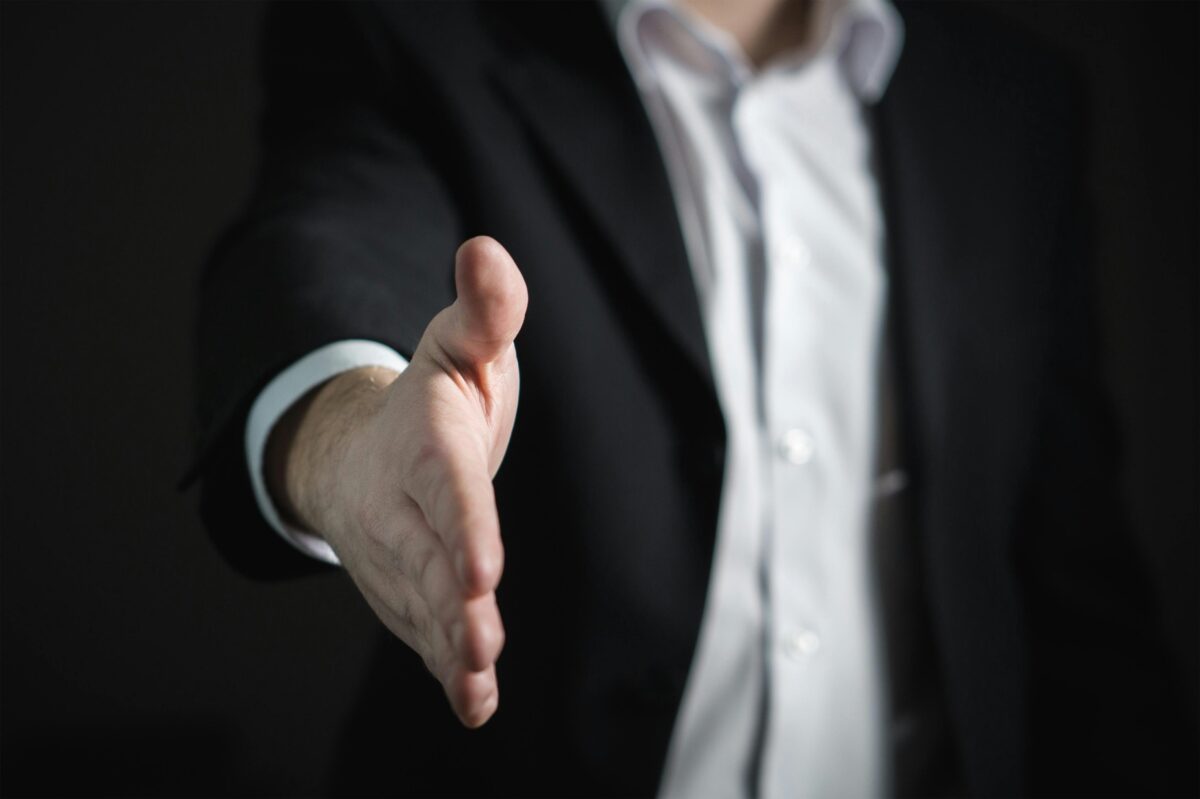 20 Sales Awards To Fire Up Your Sales Team